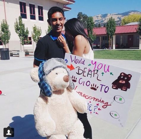 Nahek Hussain, Sophomore, asks Aniya Gill, Junior, to homecoming during lunch. As you can tell, she was beary excited. 