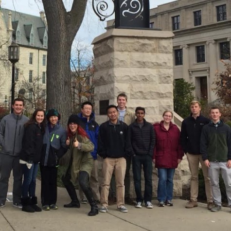 11 members of MV's speech and debate team traveled to Chicago over Thanksgiving break to compete in the Glenbrooks Invitational. They also had the opportunity to visit nearby Northwestern University and reconnect with two MV alumni. 