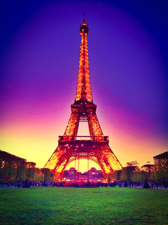 1889+-Eiffel+Tower+opens