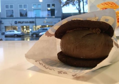 Double chocolate chip cookies paired with the “chocoholic” ice cream for my cookie ice cream sandwich. (Courtesy of Robin Hyun)